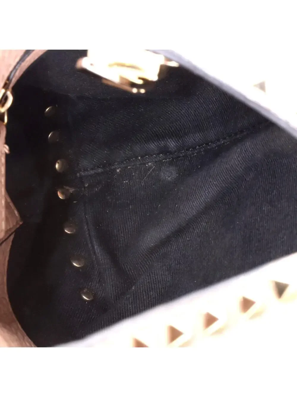 Valentino Garavani Rockstud Flip Lock #236783V87B